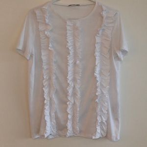 White t-shirt with ruffles